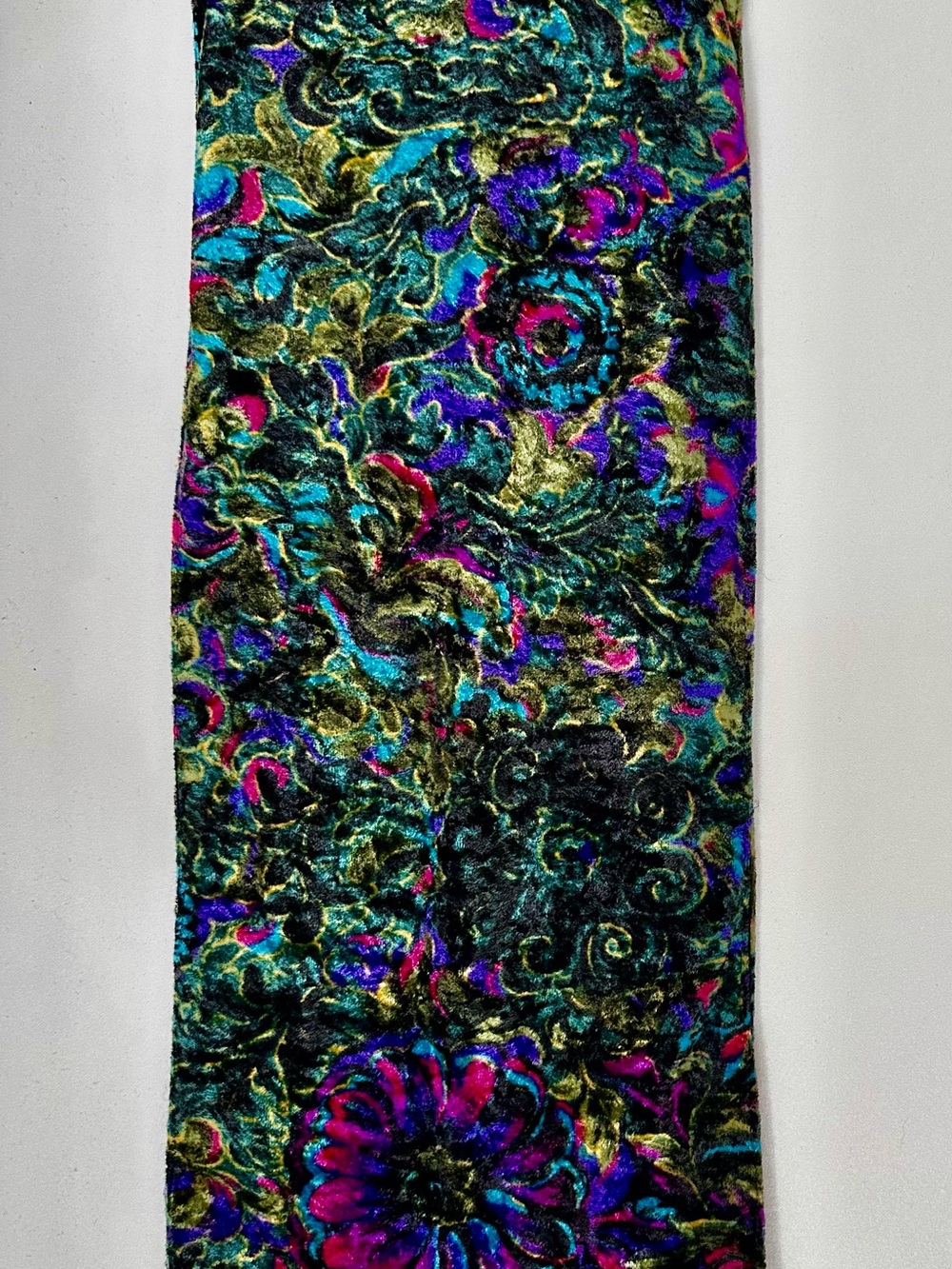 Multicolor Floral Velvet Scarf